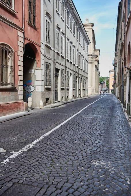 Apartament Casa Asja: Cromatismo In Centro Storico Cesena Zewnętrze zdjęcie